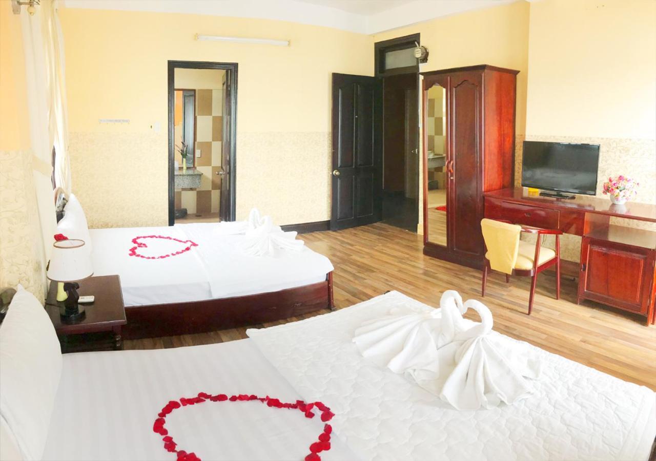 Ponys Hotel Nha Trang Luaran gambar