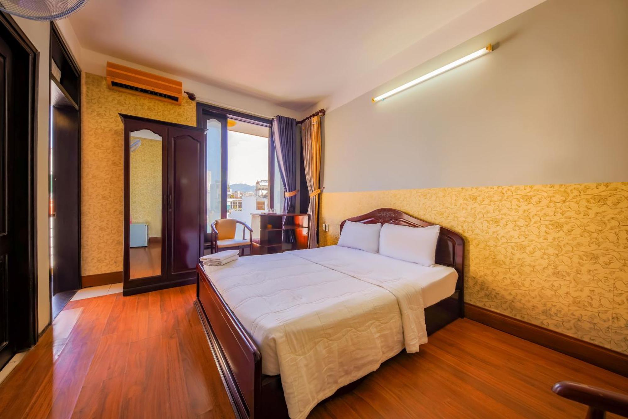 Ponys Hotel Nha Trang Luaran gambar