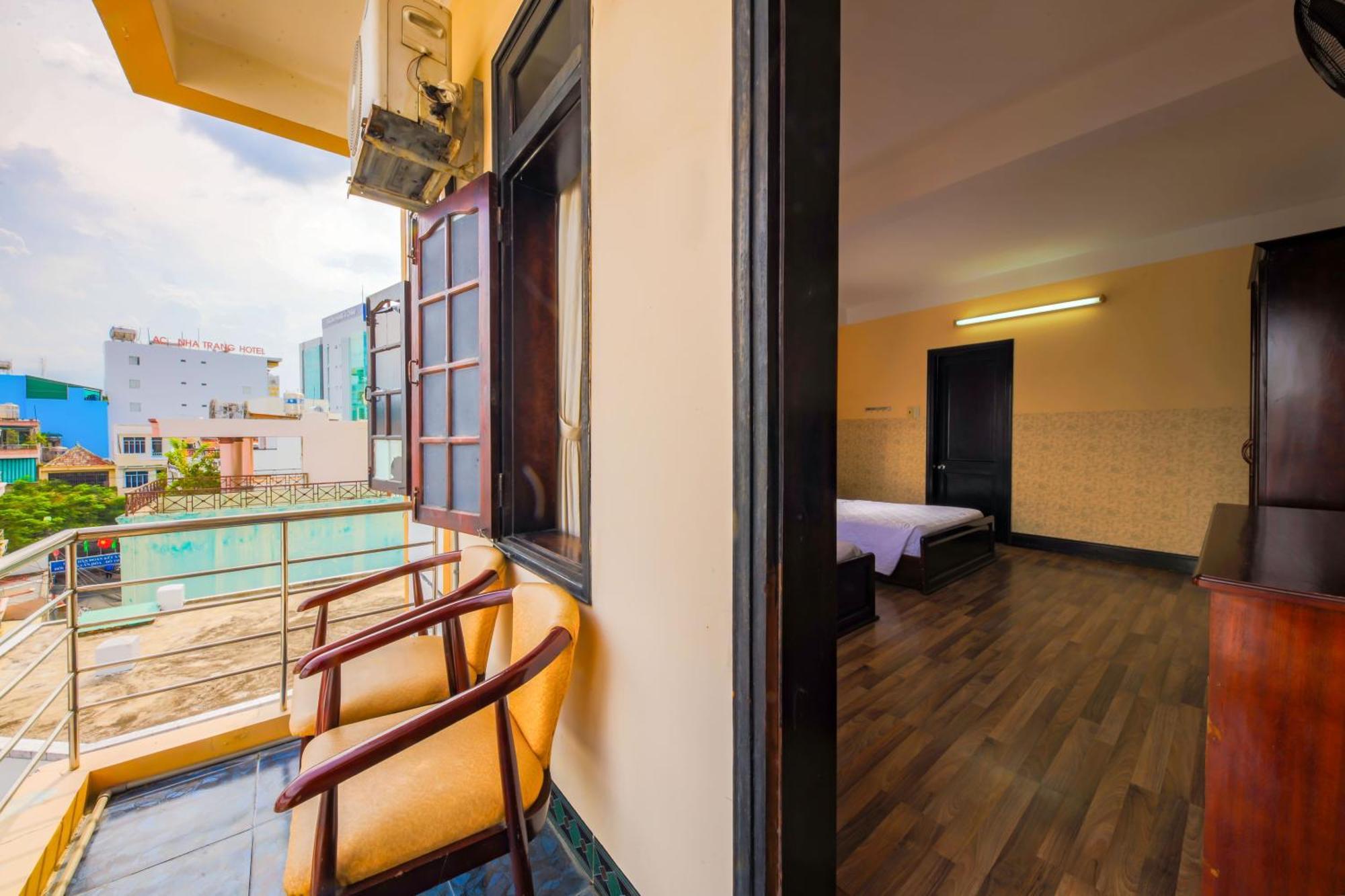 Ponys Hotel Nha Trang Luaran gambar